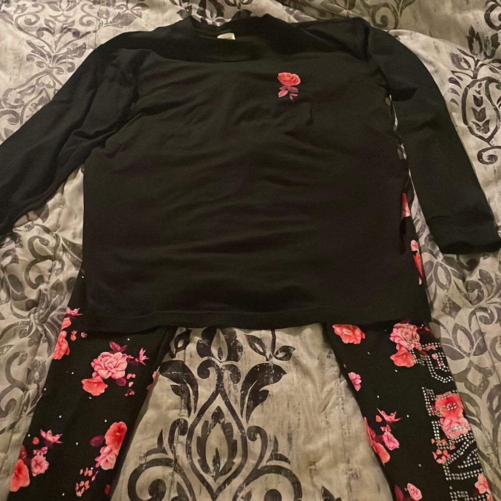 Victoria Secret Pink Outfit